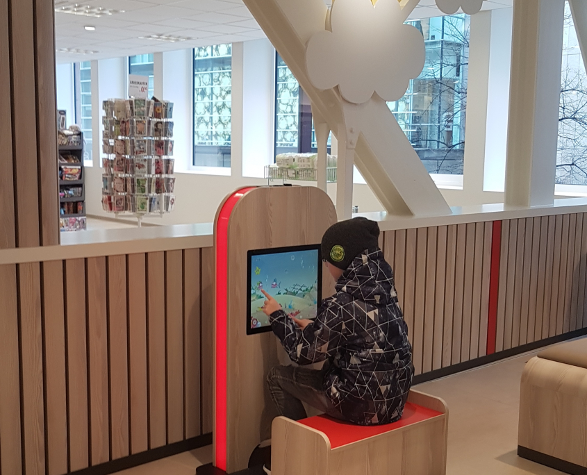 Kinderterminal MyKidsCorner classic Kinderspielecke Kindercomputer Touchscreen Rossmann