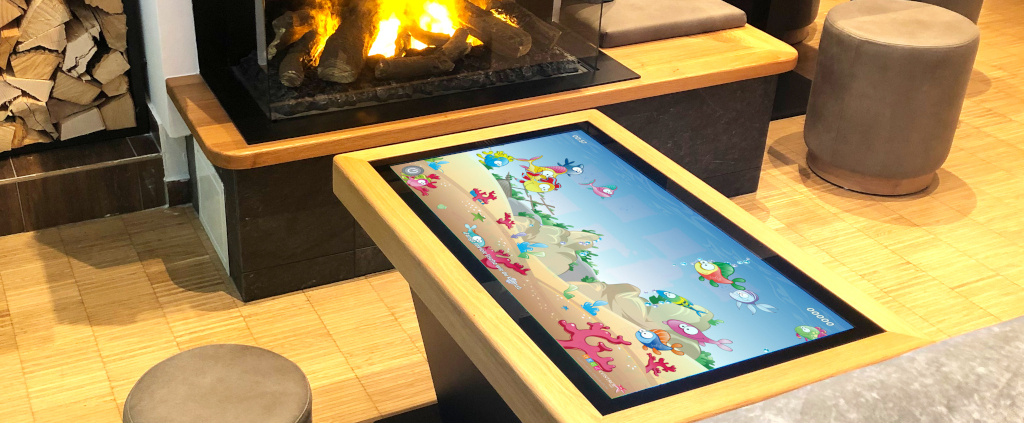 digitaler Kinderspieltisch Magic PlayTable im Hotel