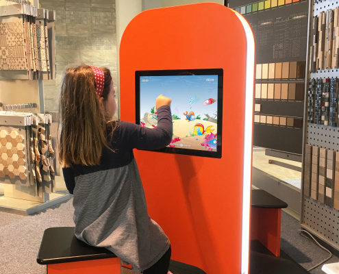 MyKidsCorner deluxe bei Follmann Baustoffe Kinderspielecke Kinderterminal MyKidsCorner deluxe Kindercomputer Touchscreen Folmann Baustoffe