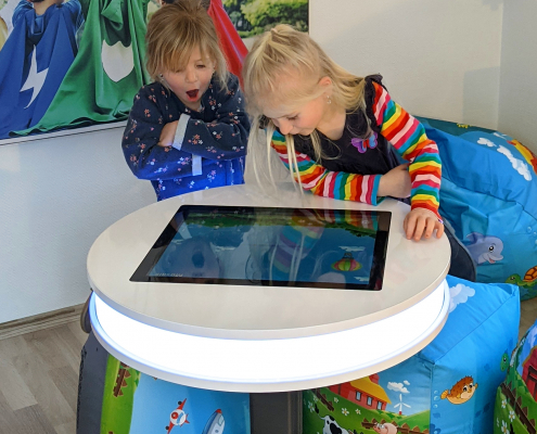 PlayTable smart Kindergarten digitaler Kinderspieltisch PlayTable smart Kindergarten