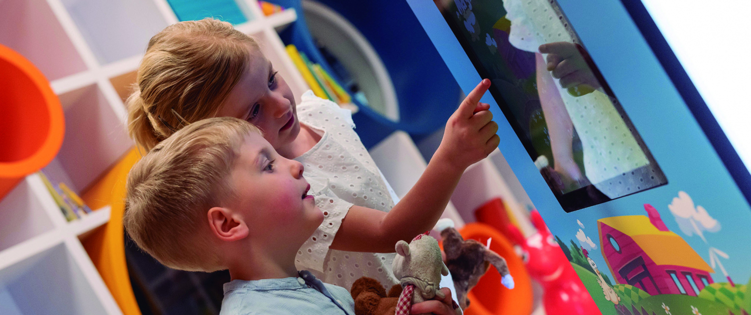 Kinderterminal MyKidsCorner deluxe mit 2 Kindern